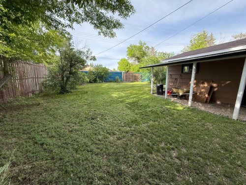 66 2 Avenue East, Tilley, AB 