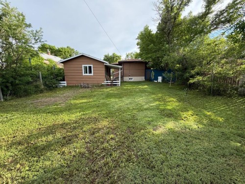 66 2 Avenue East, Tilley, AB 
