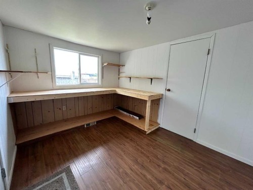 441 2 Street, Suffield, AB 