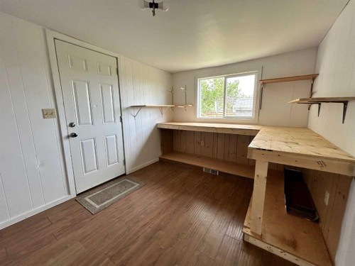 441 2 Street, Suffield, AB 