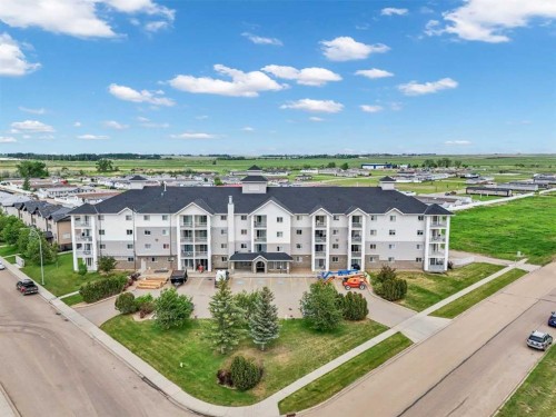 214-204 17 Street EAST Brooks, AB T1R 1R1