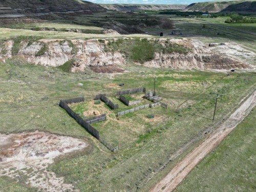 Highway 10 East, Drumheller, AB 