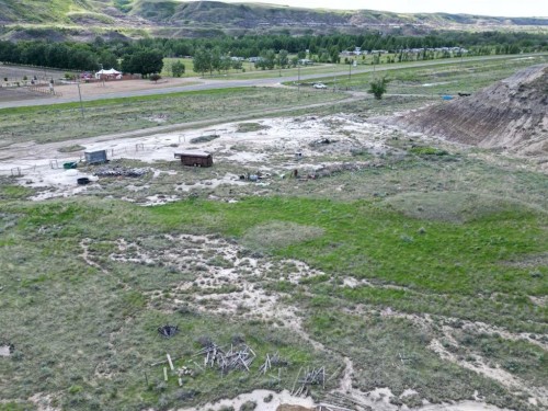 Highway 10 East, Drumheller, AB 