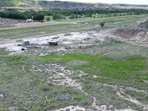 Highway 10 East, Drumheller, AB 