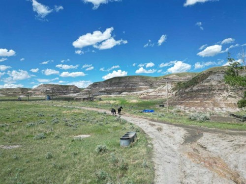 Highway 10 East, Drumheller, AB 