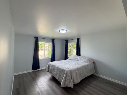 423 Bruce Avenue, Carbon, AB 