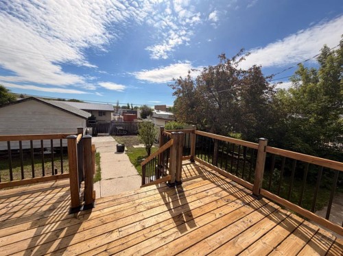 423 Bruce Avenue, Carbon, AB 