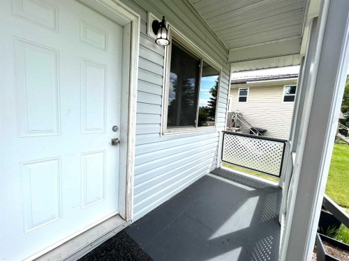 517 Iris Street, Rosemary, AB 