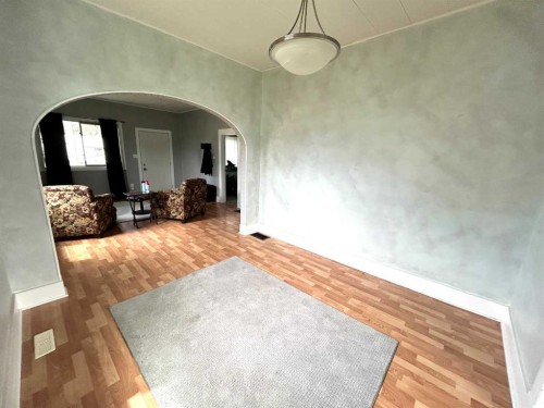 517 Iris Street, Rosemary, AB 