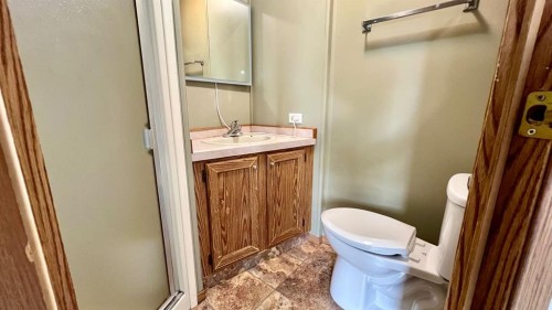 210 1St Ave West, Delia, AB 