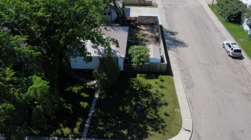 31 Spruce Avenue West, Brooks, AB 