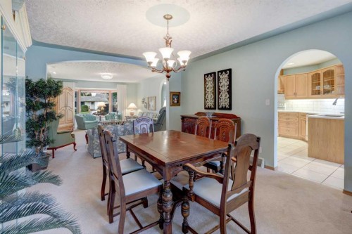 415 8 Street East, Drumheller, AB 