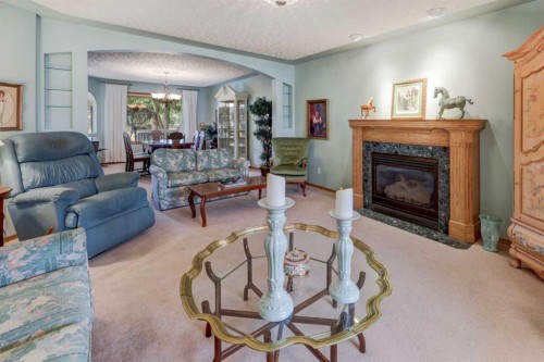 415 8 Street East, Drumheller, AB 