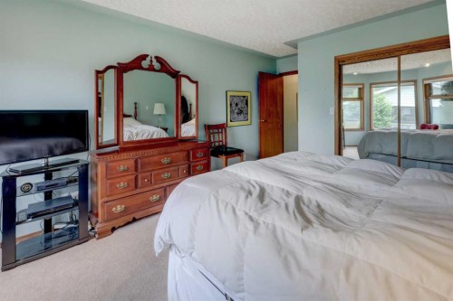 415 8 Street East, Drumheller, AB 