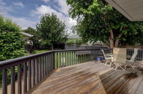 415 8 Street East, Drumheller, AB 