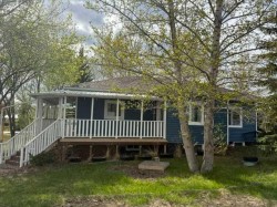 308 Glyde Street  Rosebud, AB T0J 2T0