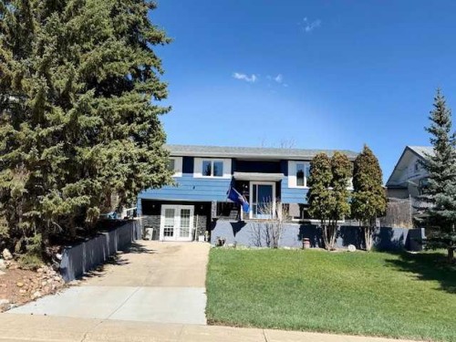 1506 1 Avenue NW Drumheller, AB T0J 0Y1