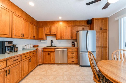 551 Riverside Drive West, Drumheller, AB 