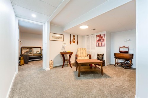 551 Riverside Drive West, Drumheller, AB 