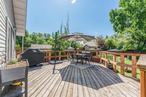 551 Riverside Drive West, Drumheller, AB 