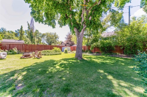 551 Riverside Drive West, Drumheller, AB 