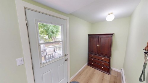312 3 Street West, Brooks, AB 