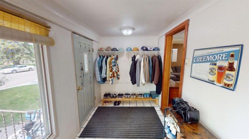312 3 Street West, Brooks, AB 