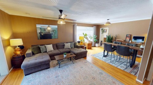 312 3 Street West, Brooks, AB 