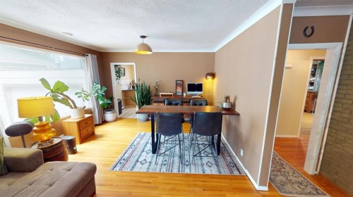 312 3 Street West, Brooks, AB 