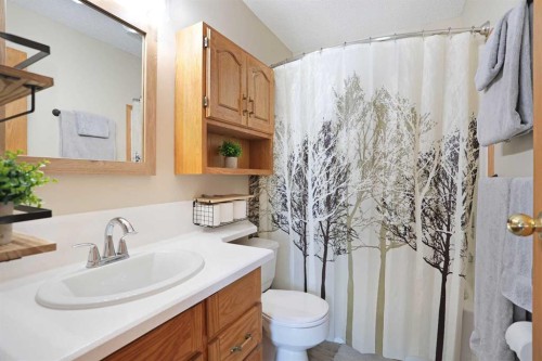 64 Prairie Meadows Road West, Brooks, AB 