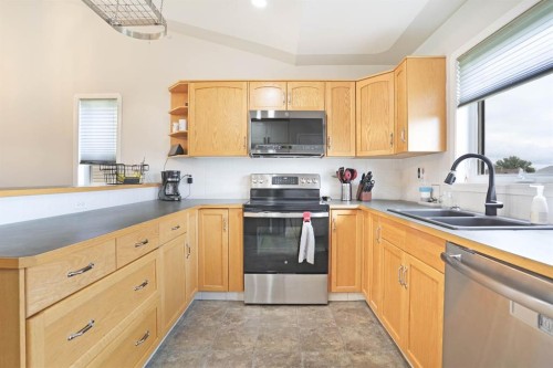 23 Upland Place, Brooks, AB 