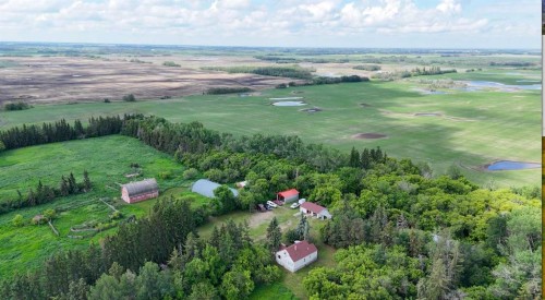 233022 Range Road 161  Mundare, AB T0B 3H0