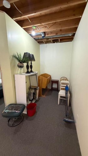 307 4 Avenue West, Hanna, AB 