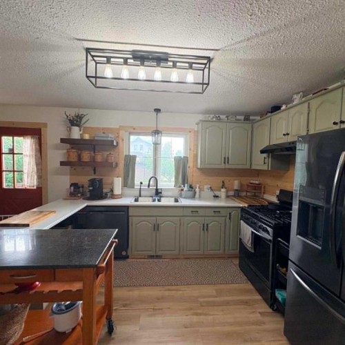 5018 Alexander Avenue, Coronation, AB 