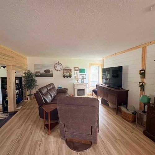 5018 Alexander Avenue, Coronation, AB 