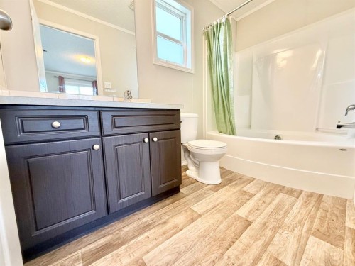 144 Birch Street West, Brooks, AB 