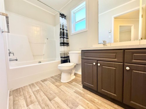 144 Birch Street West, Brooks, AB 