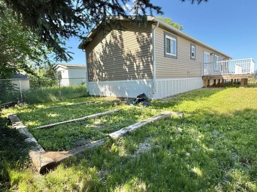 144 Birch Street West, Brooks, AB 