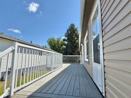 144 Birch Street West, Brooks, AB 