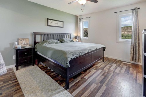 4 Willow Point, Drumheller, AB 