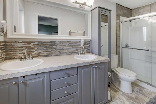 4 Willow Point, Drumheller, AB 