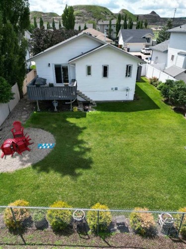 4 Willow Point, Drumheller, AB 