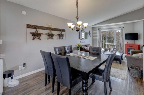 4 Willow Point, Drumheller, AB 