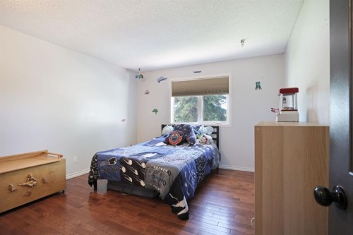 52 Marshall Drive West, Brooks, AB 