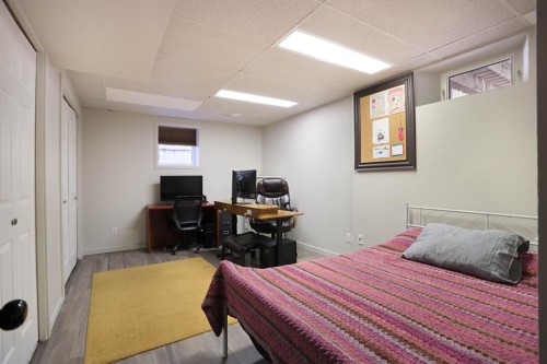 52 Marshall Drive West, Brooks, AB 