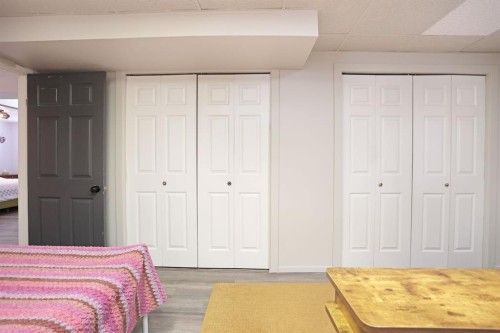52 Marshall Drive West, Brooks, AB 
