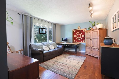 52 Marshall Drive West, Brooks, AB 