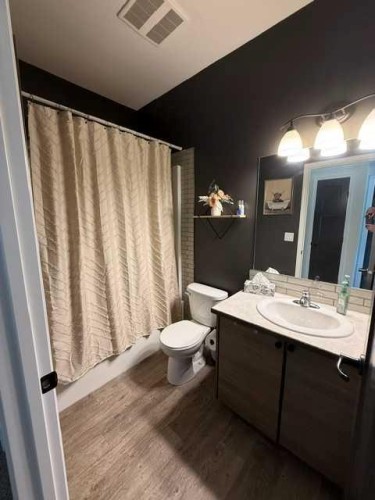 148 10 Avenue Se, Drumheller, AB 