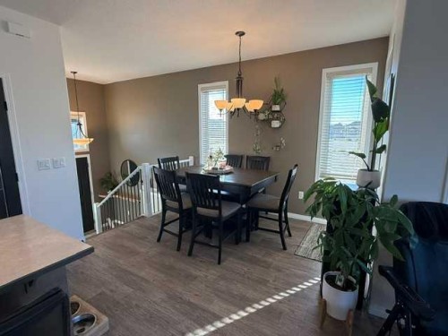 148 10 Avenue Se, Drumheller, AB 