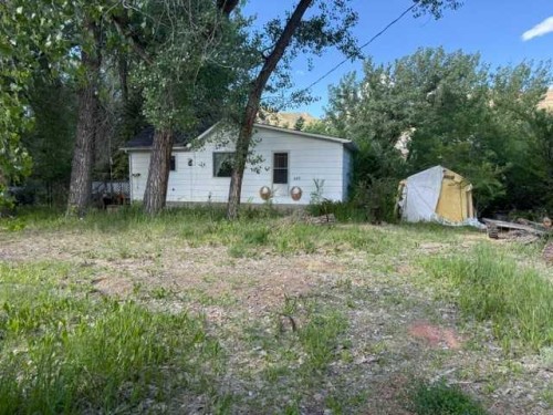 155 7 Street, Drumheller, AB 